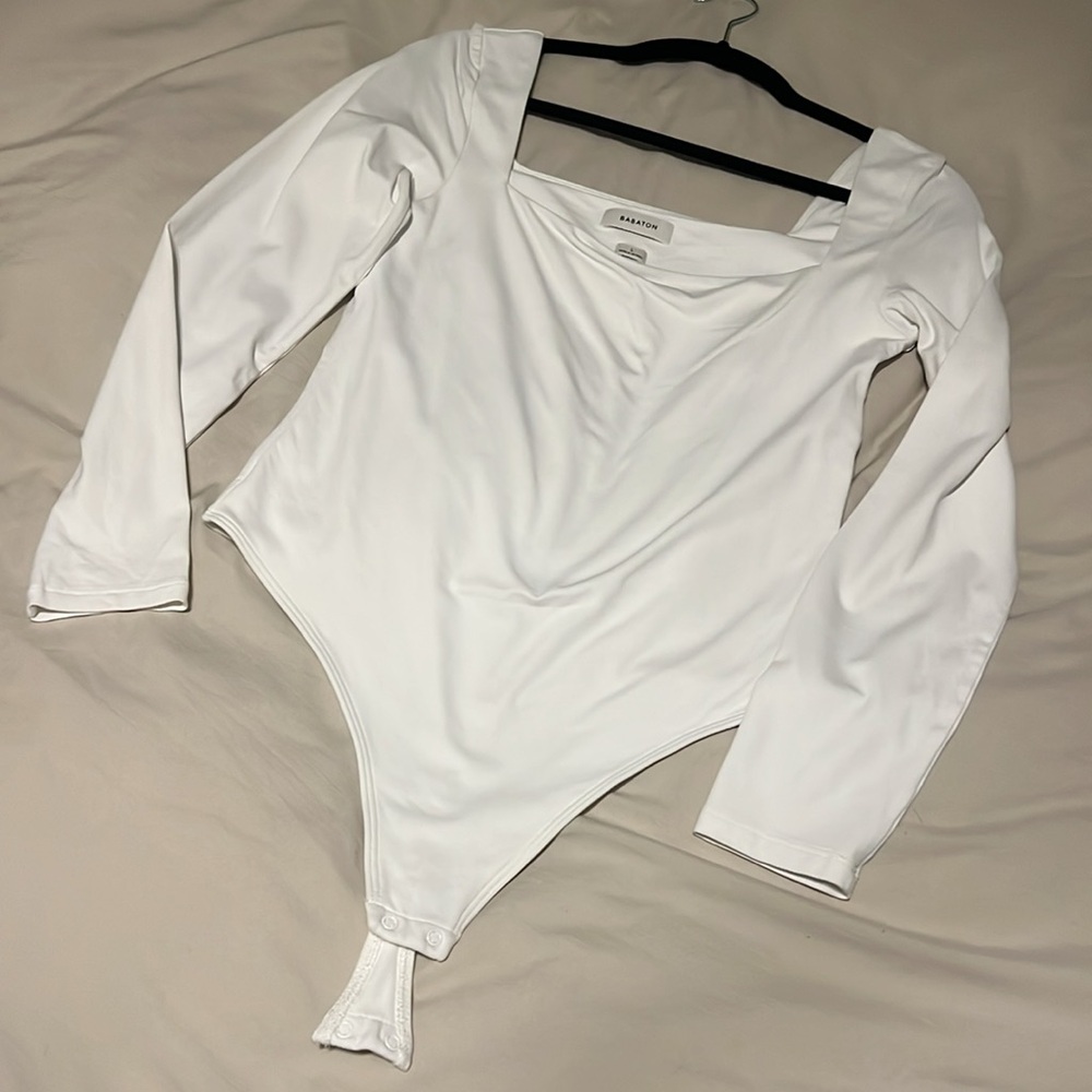 Aritzia Contour Squareneck Longsleeve Bodysuit - Picture 4 of 5